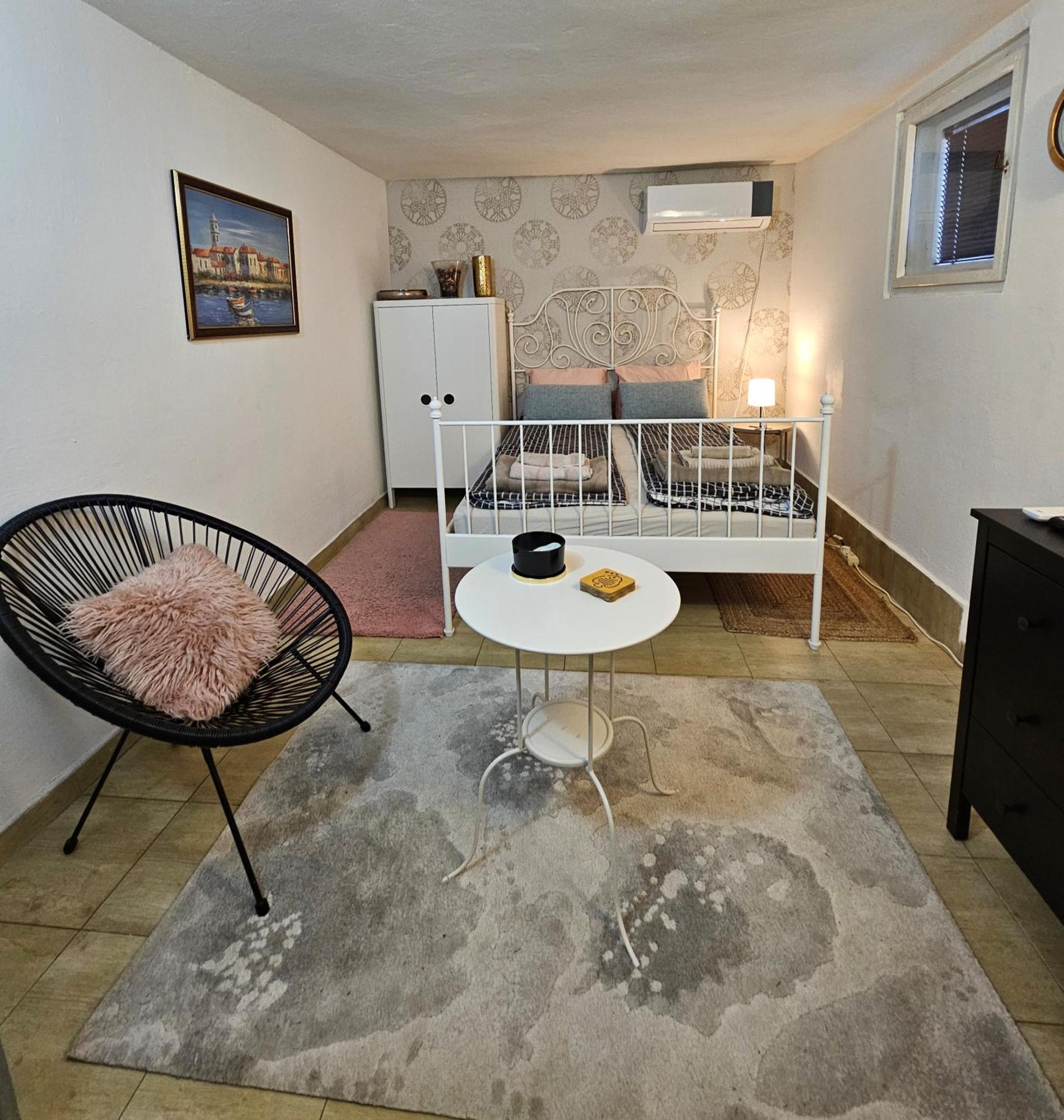 סמדרבו Apartman Podrumce,Netflix, Besplatan Parking מראה חיצוני תמונה